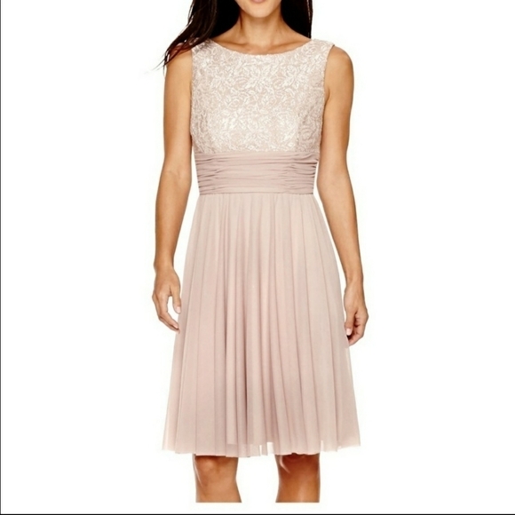 JH Evenings Chiffon and Delicate Lace Dress size 16 NWT - Picture 1 of 12